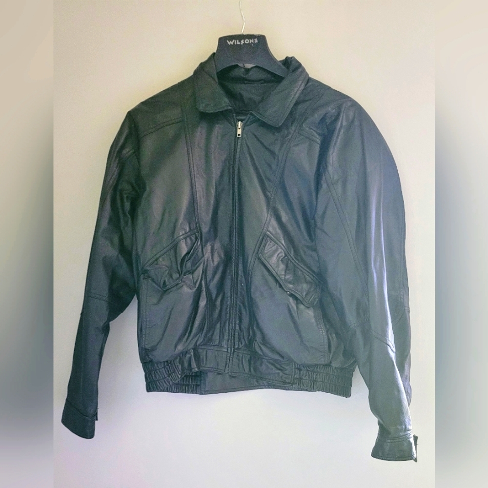 Vintage Bermans Black Leather Large Bomber Jacket for Men